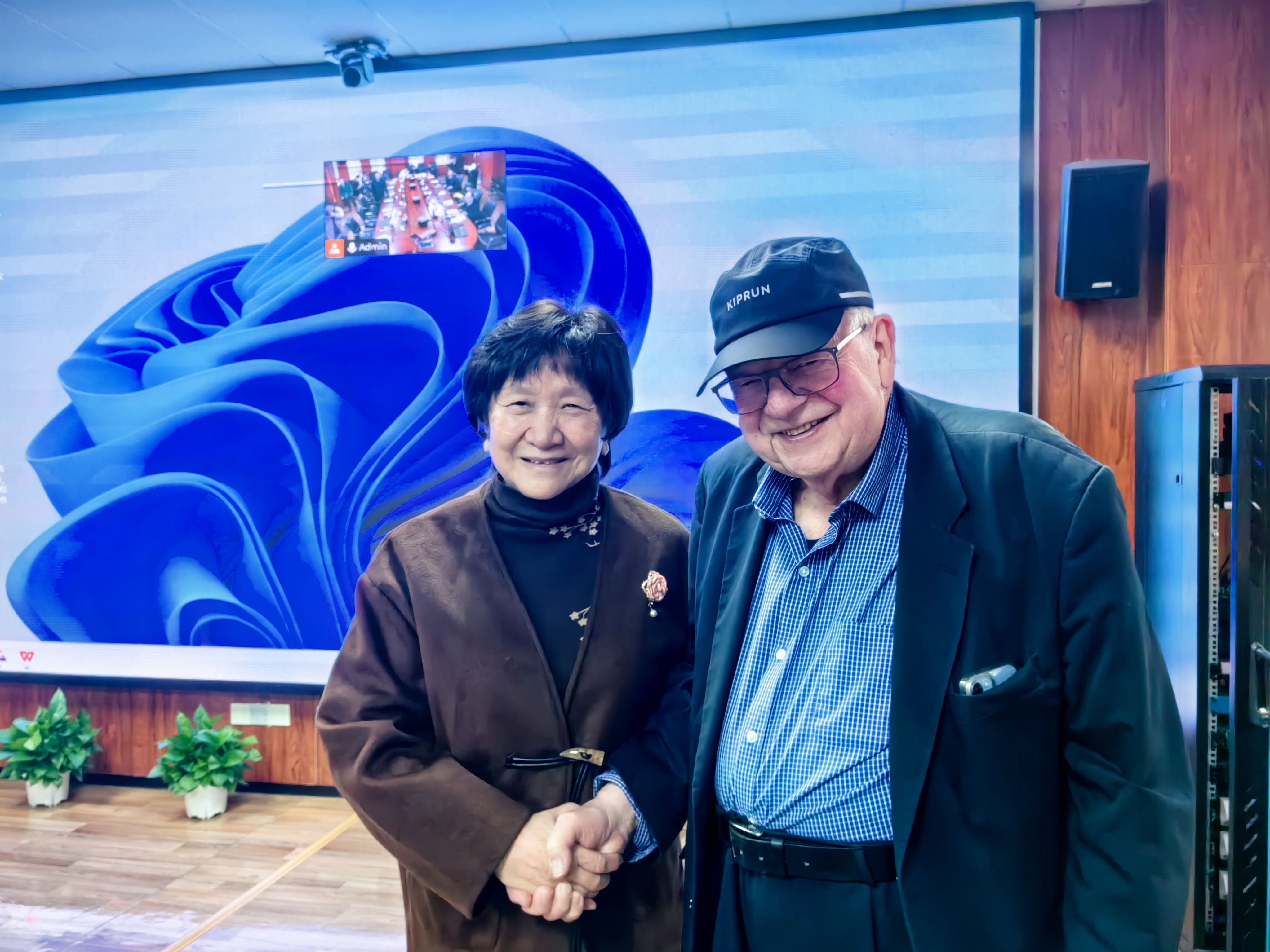 人類基因組前任主席Walter Bodmer來訪開講